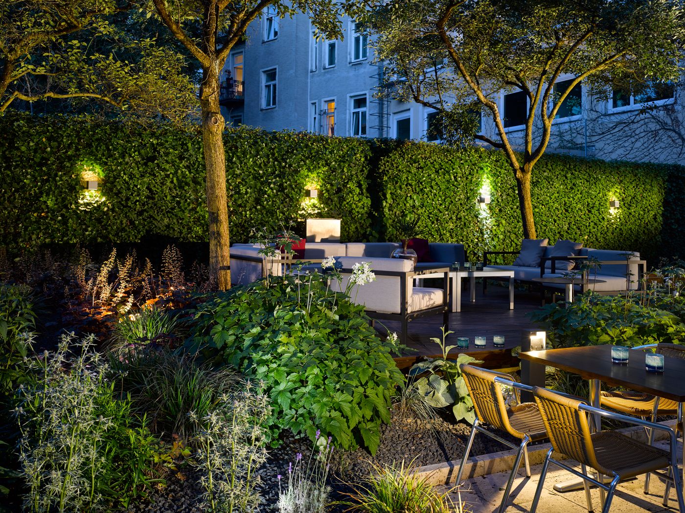 K-K-Hotel-am-Harras-Terrace-43