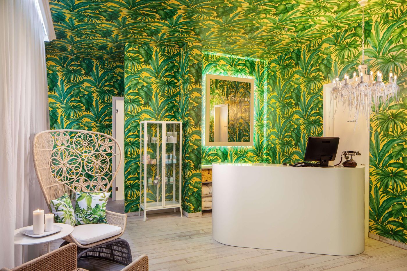 Mystery-Hotel-Budapest-Sports-and-Entertainment-5