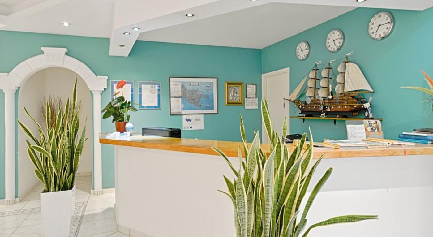 Sunrise Hotel - Adults Only