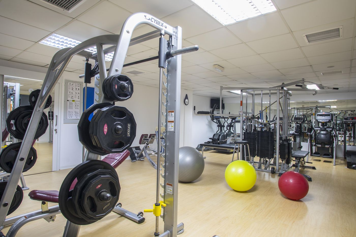 Lordos-Beach-Hotel-Sports-and-Entertainment-54