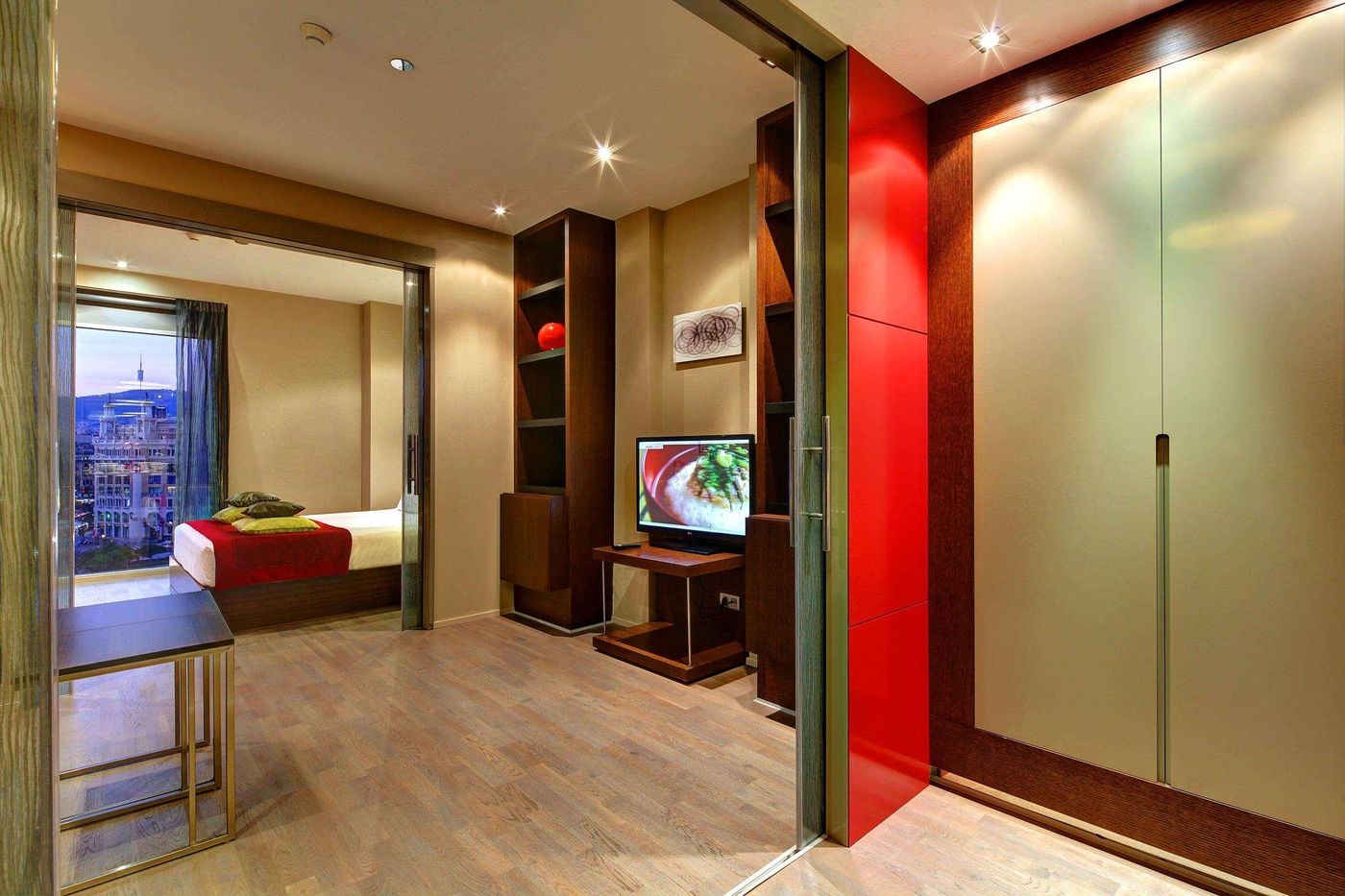 Olivia Plaza Hotel-Spain-Barcelona-Room-10