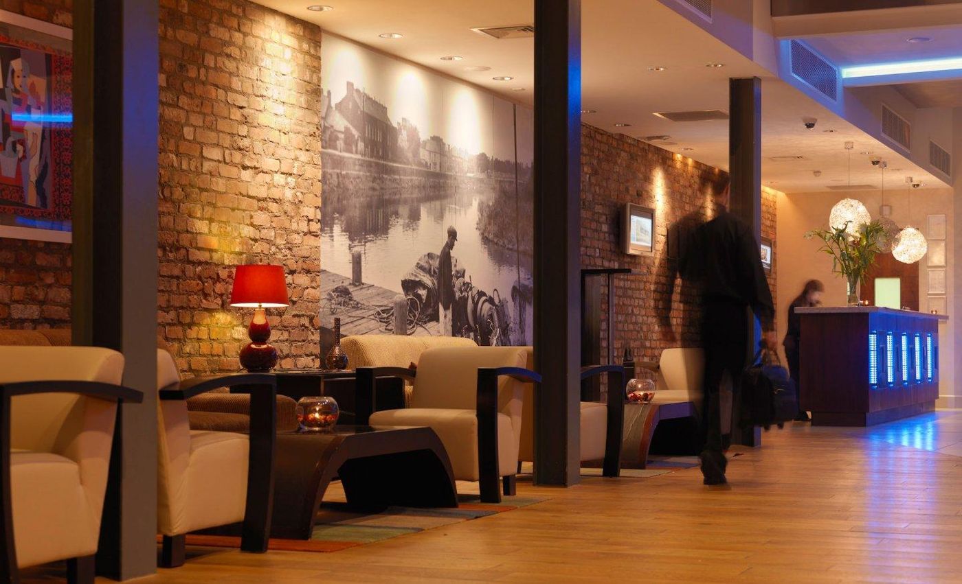 Absolute Hotel Limerick-Ireland-Limerick-Lobby-9