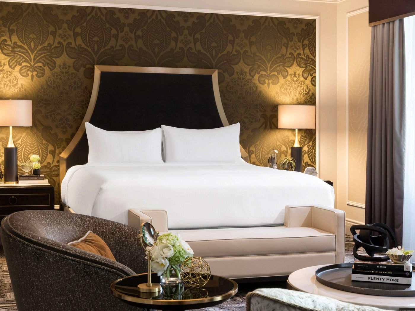 Fairmont-Vancouver-Room-47