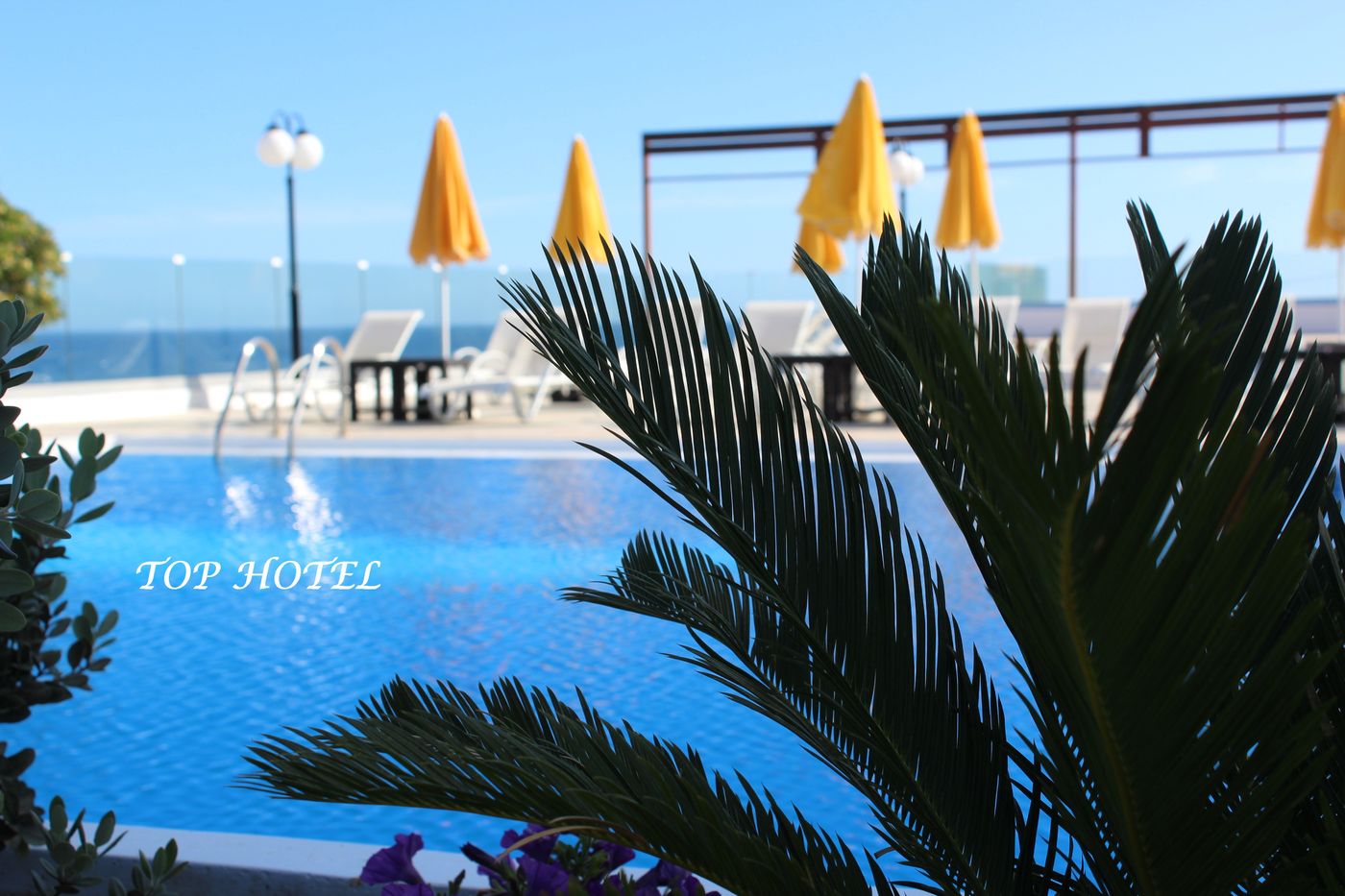 Top-Hotel-General-view-12