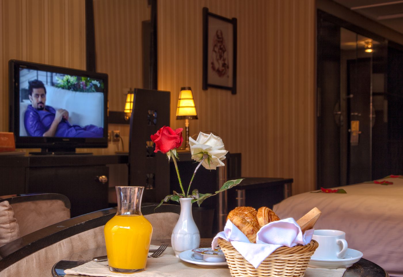 Royal-Mirage-Deluxe-Room-38