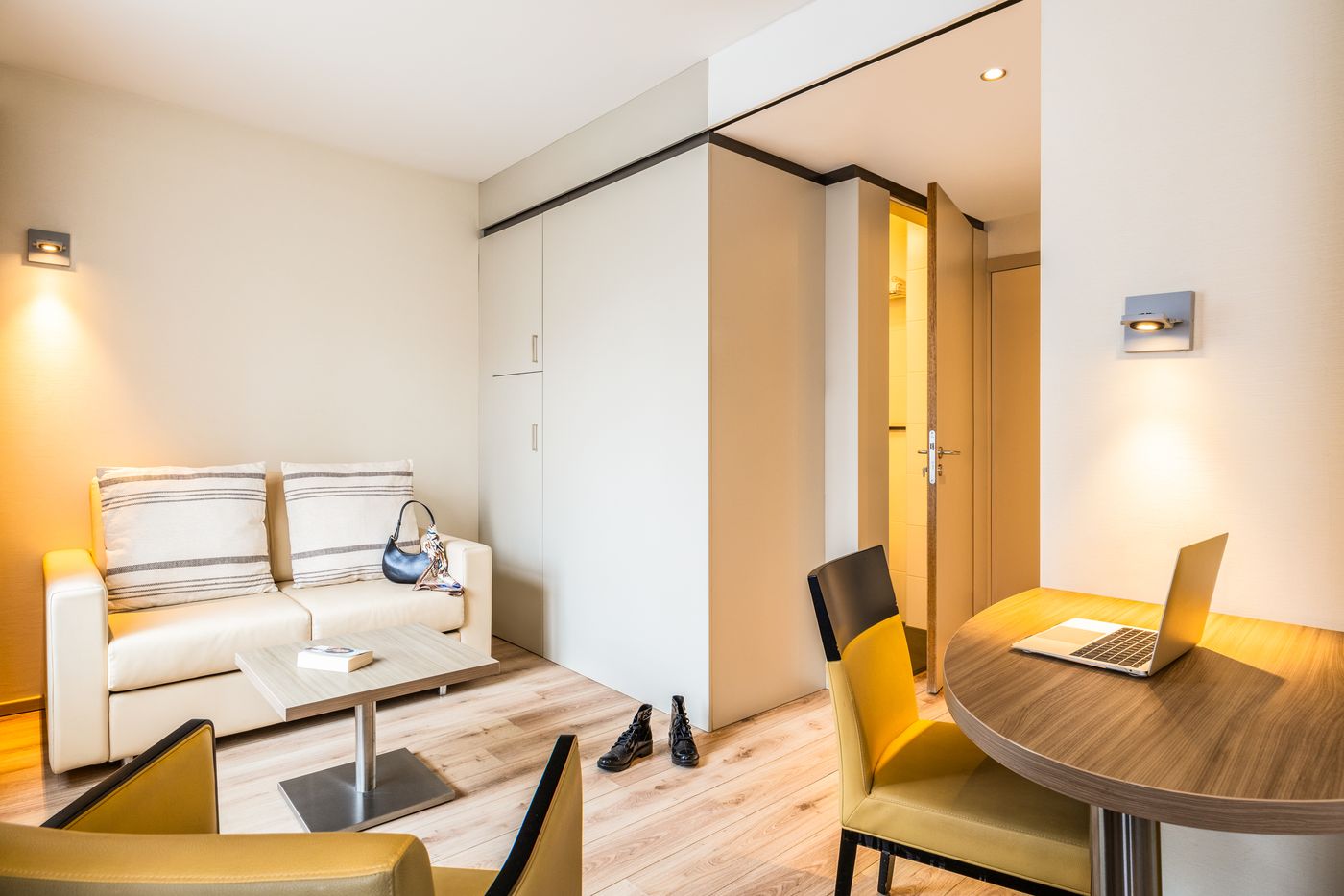 ibis-Styles-Brussels-Centre-Stephanie-Room-3