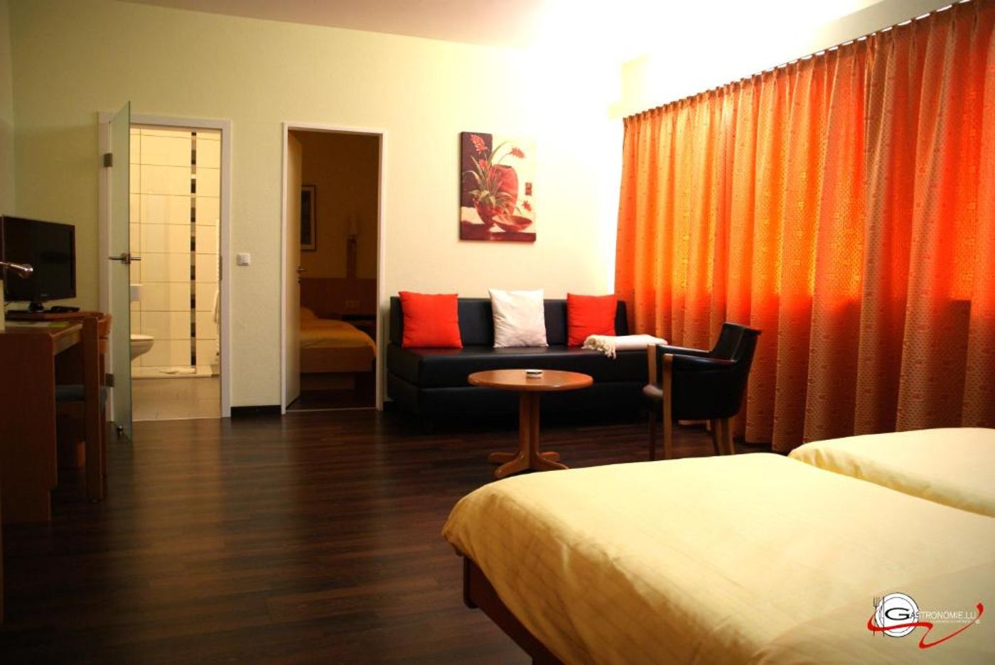 Logis-Hotel-Acacia-Room-12