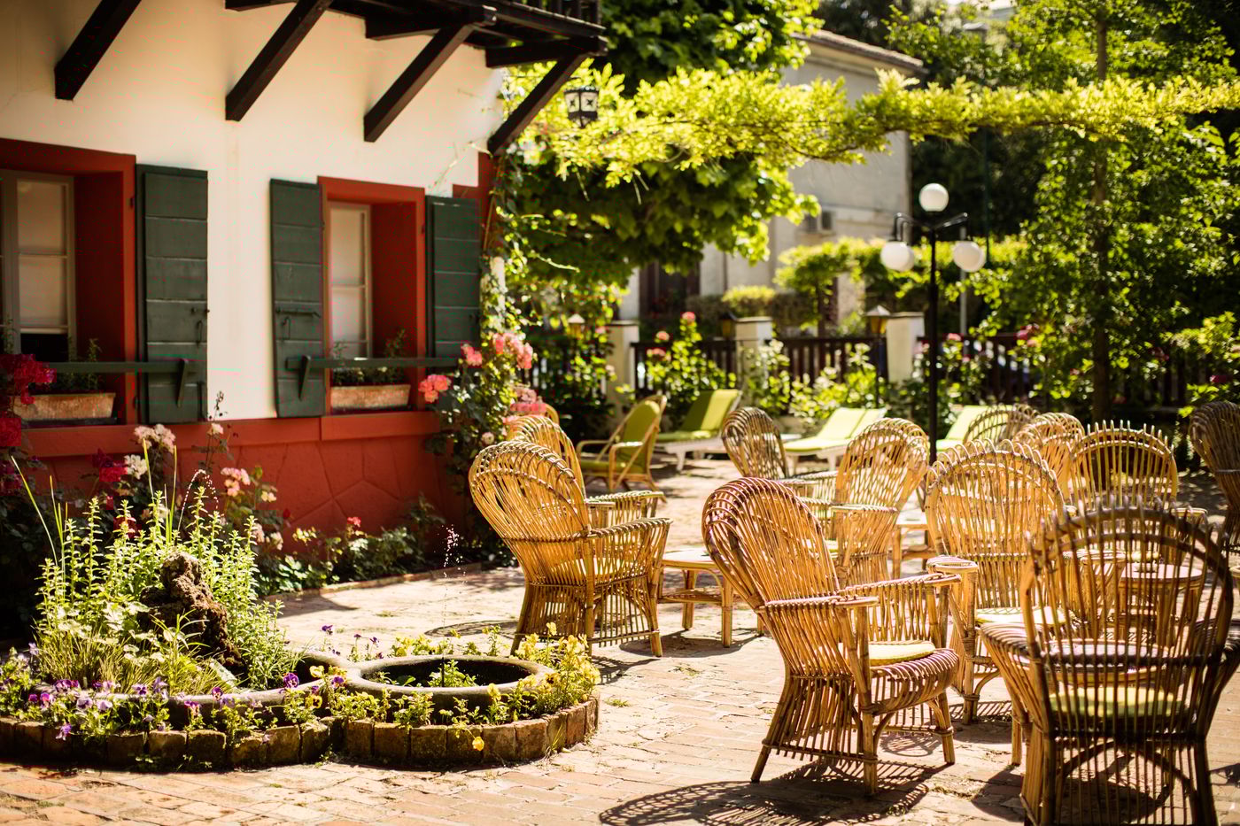 Residenza-d-Epoca-Albergo-Quattro-Fontane-Bar-43