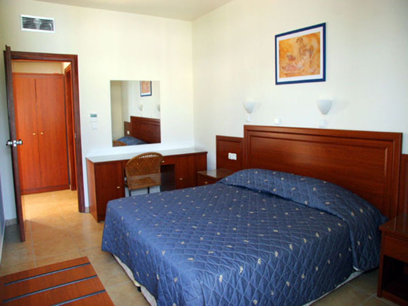 Olga's Paradise Apartments