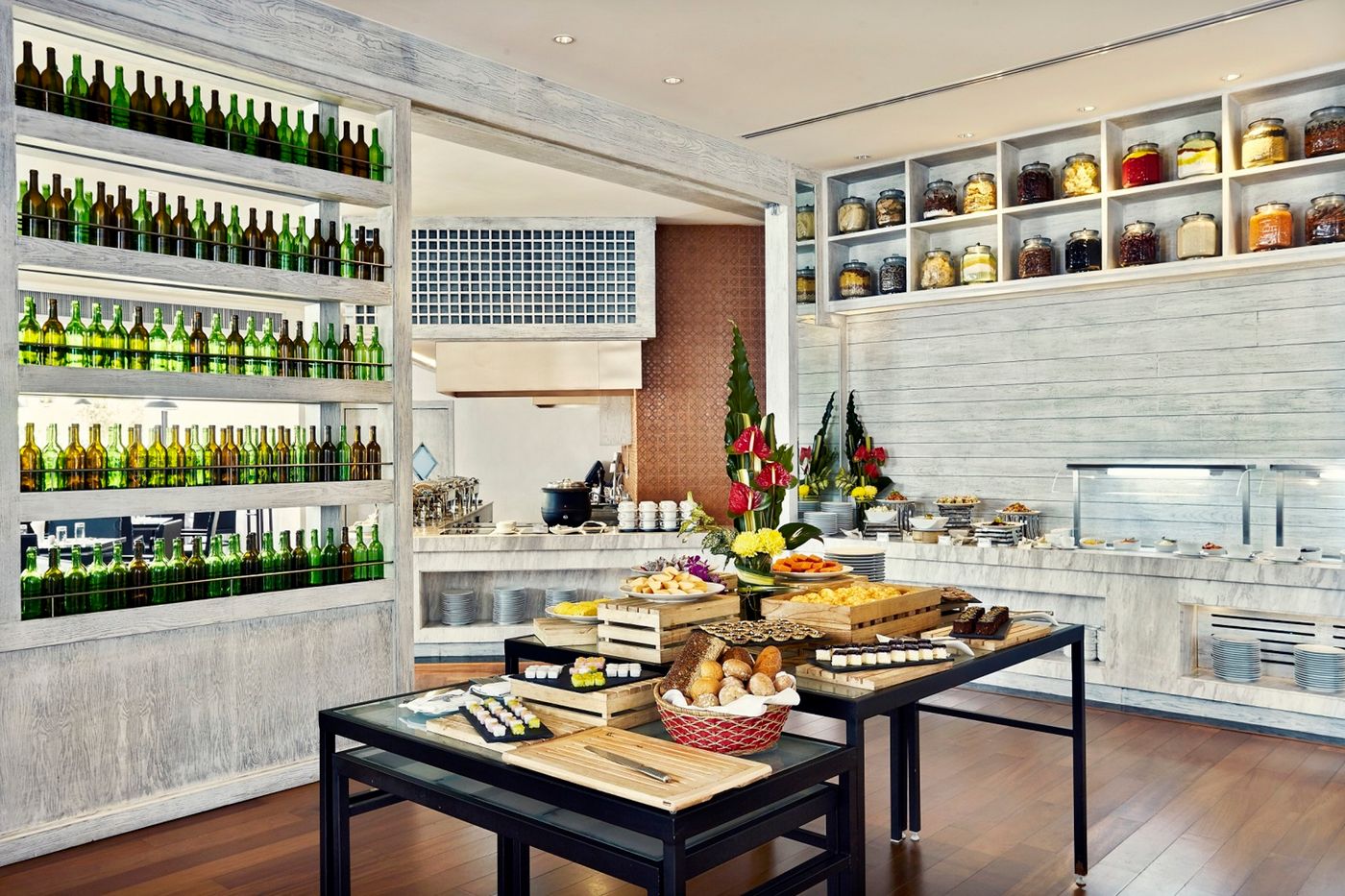 Movenpick-Hotel-Sukhumvit-15-Bangkok-General-view-52