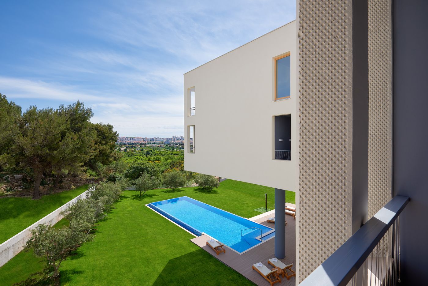 Salona-Palace-Room-5