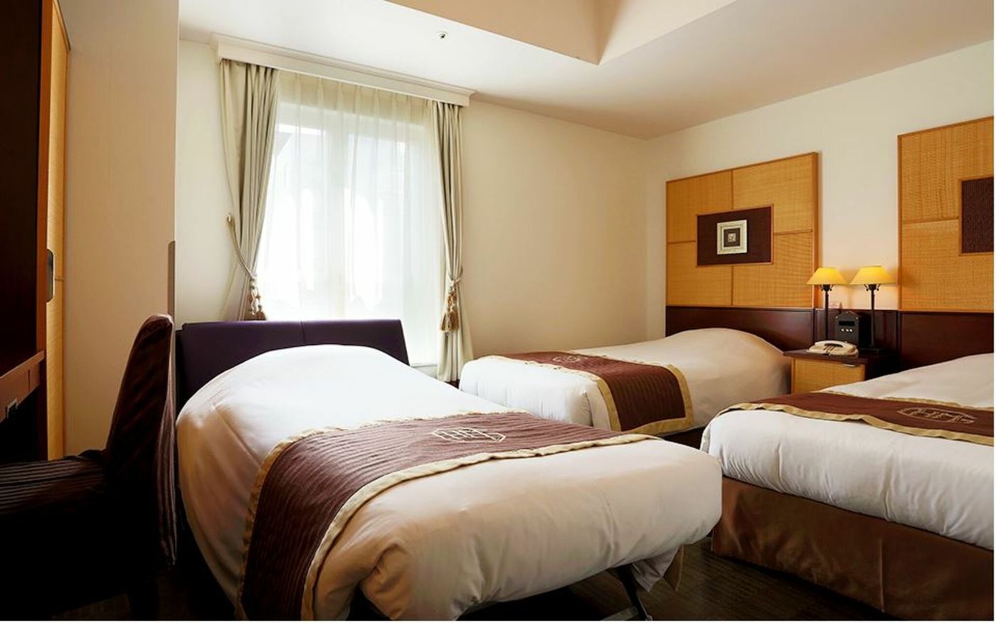 Hotel Monterey Ginza-Japan-Tokyo-Room-8