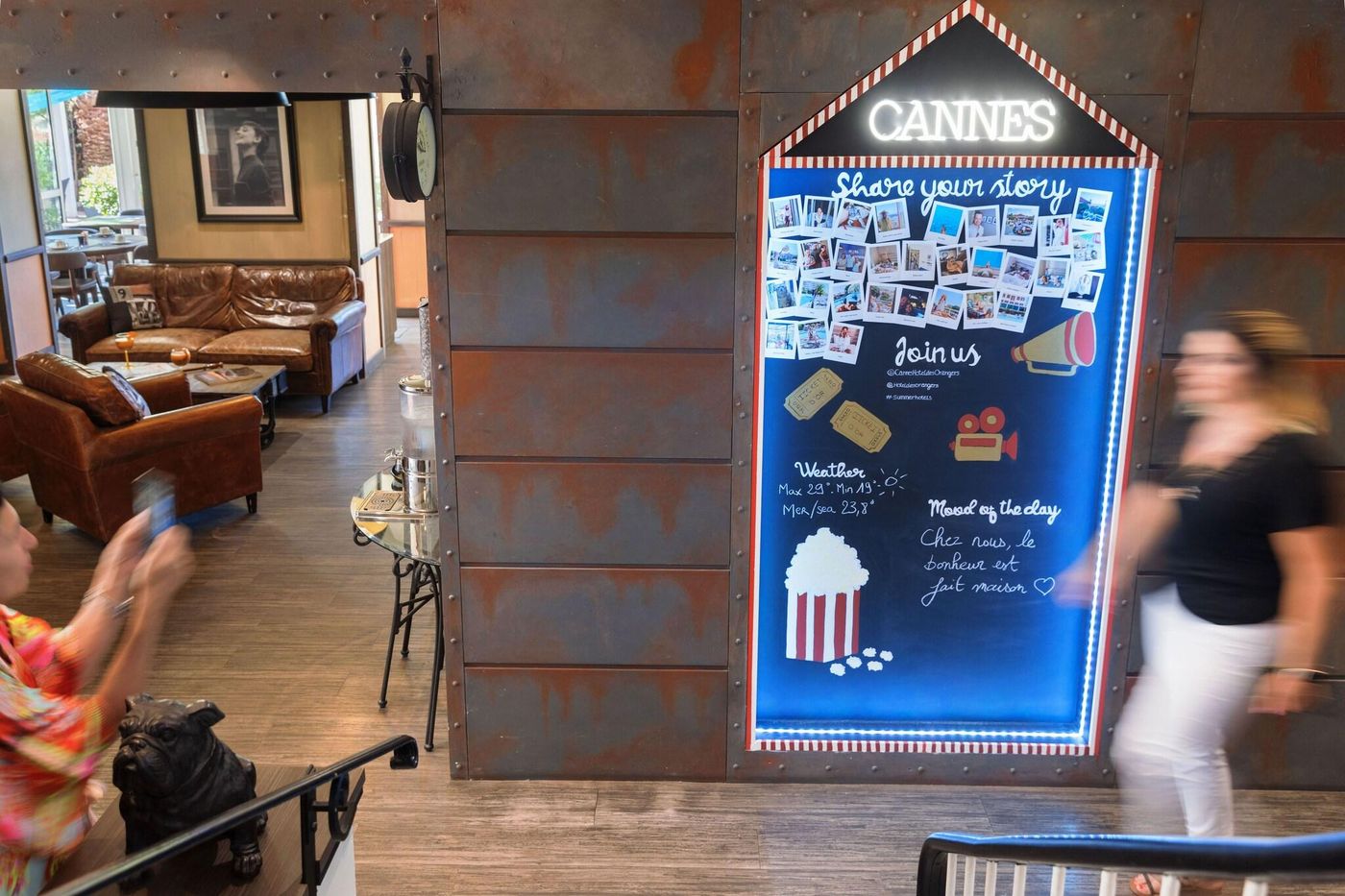 Hotel-Des-Orangers-Lobby-71