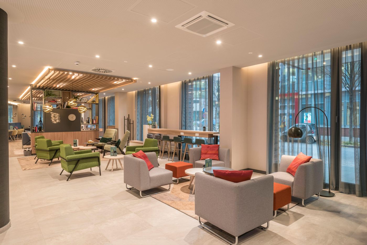 Holiday Inn Hamburg Berliner Tor - Germany - Hamburg - Lobby - 8