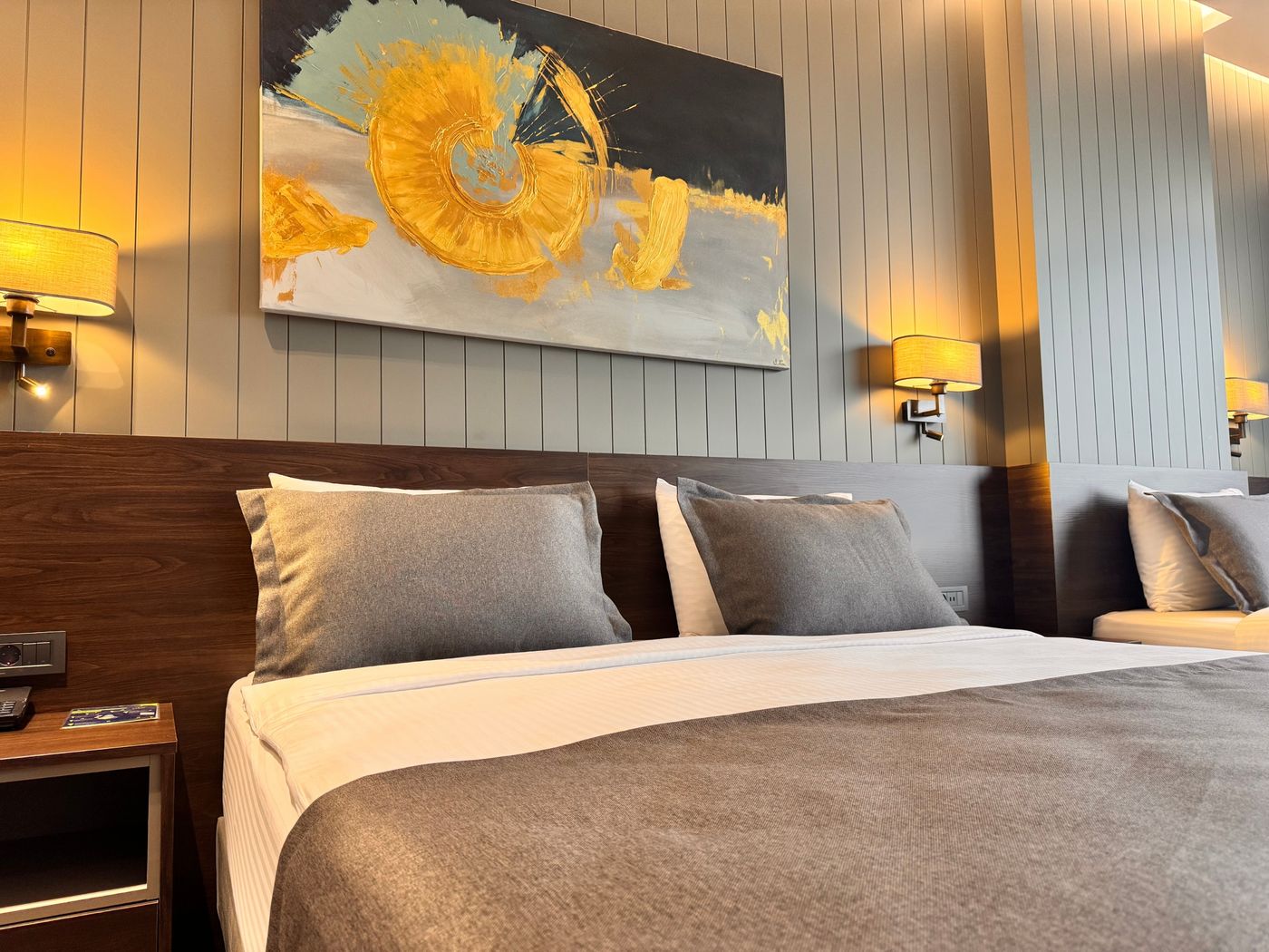 Ezkar-Bathonea-Art-istanbul-Room-48