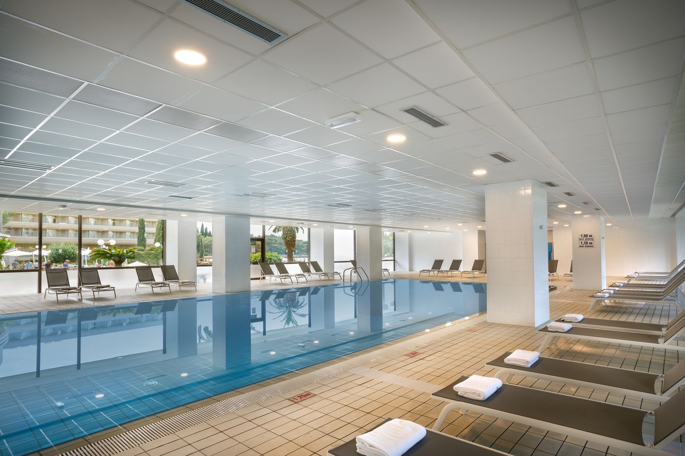 Remisens-Hotel-Albatros-Pool-58