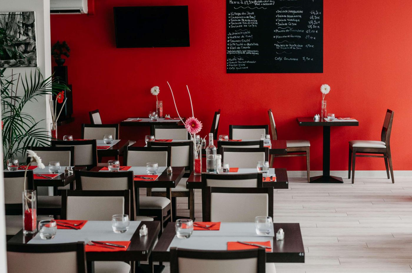 Best Western Hotel des Thermes - France - Balaruc-Les-Bains - Restaurant - 7