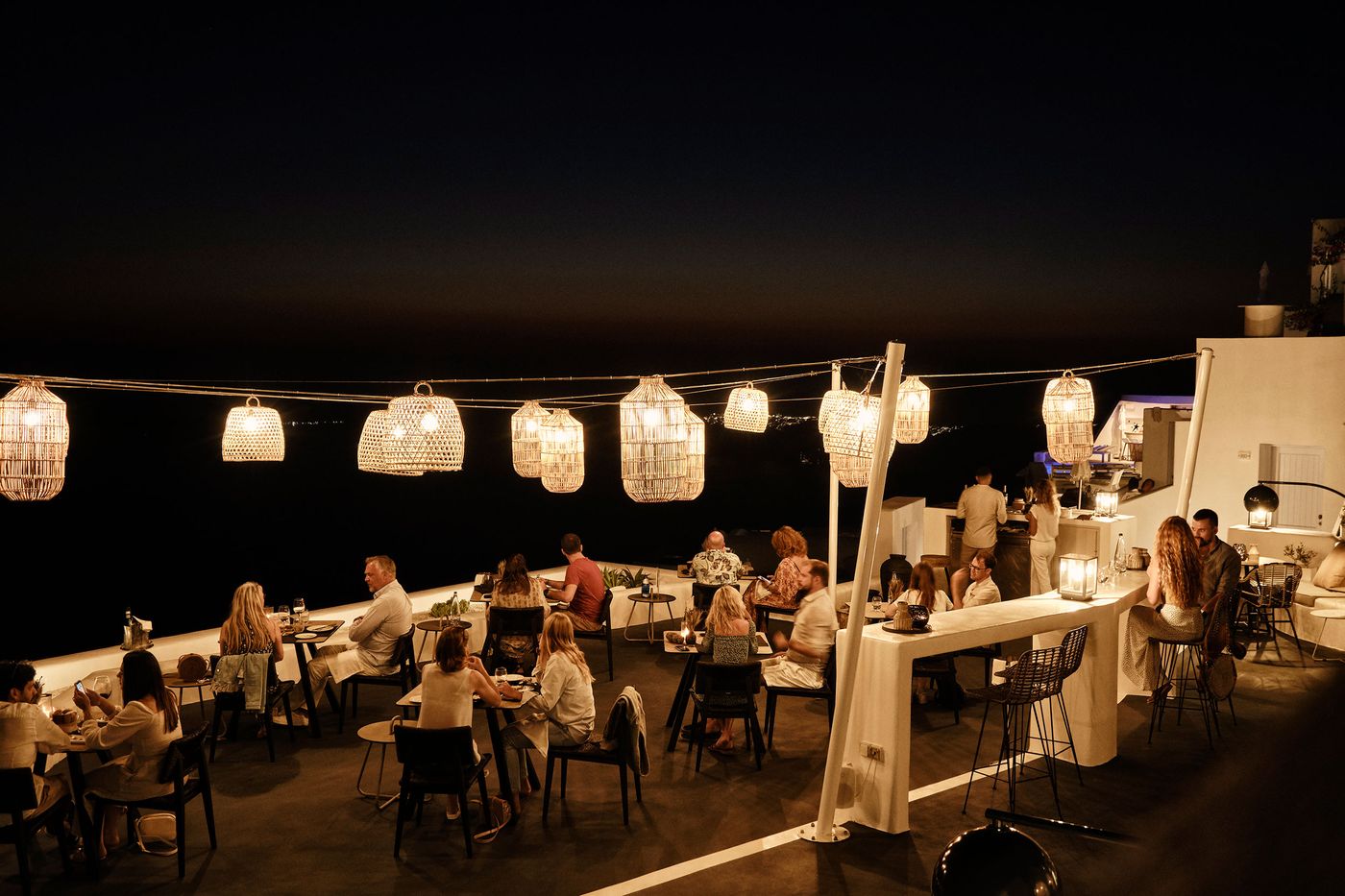 Astra-Suites-Restaurant-12