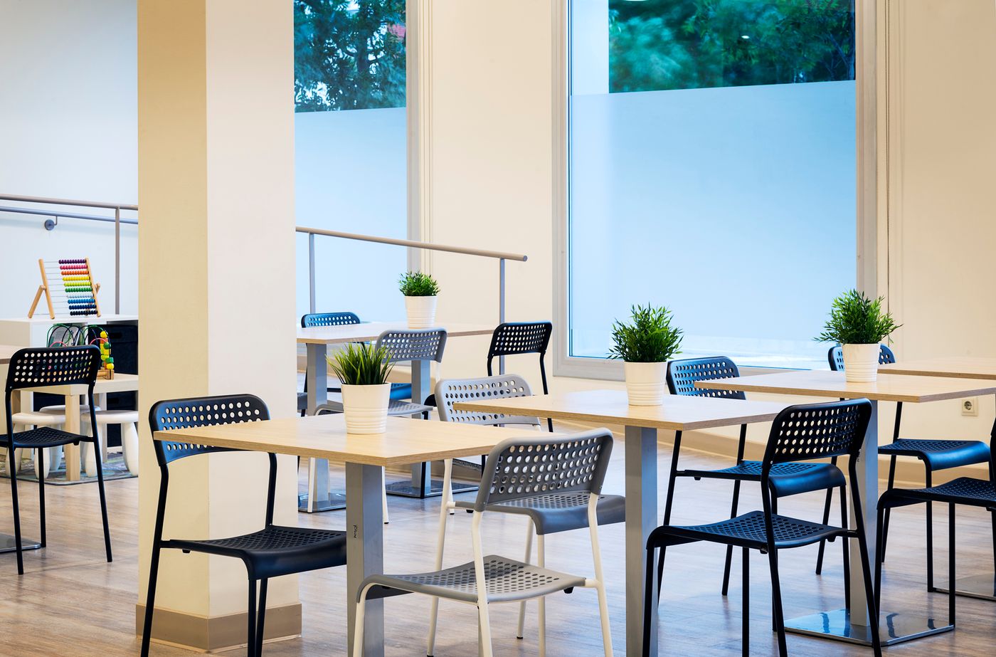 B-B-Girona-2-Lobby-12