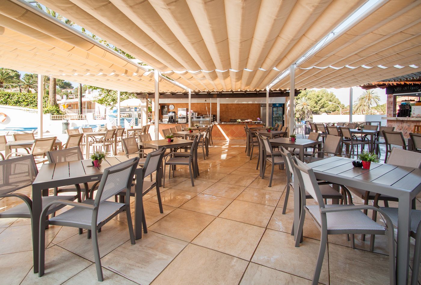 Ola Apartments Bouganvilla