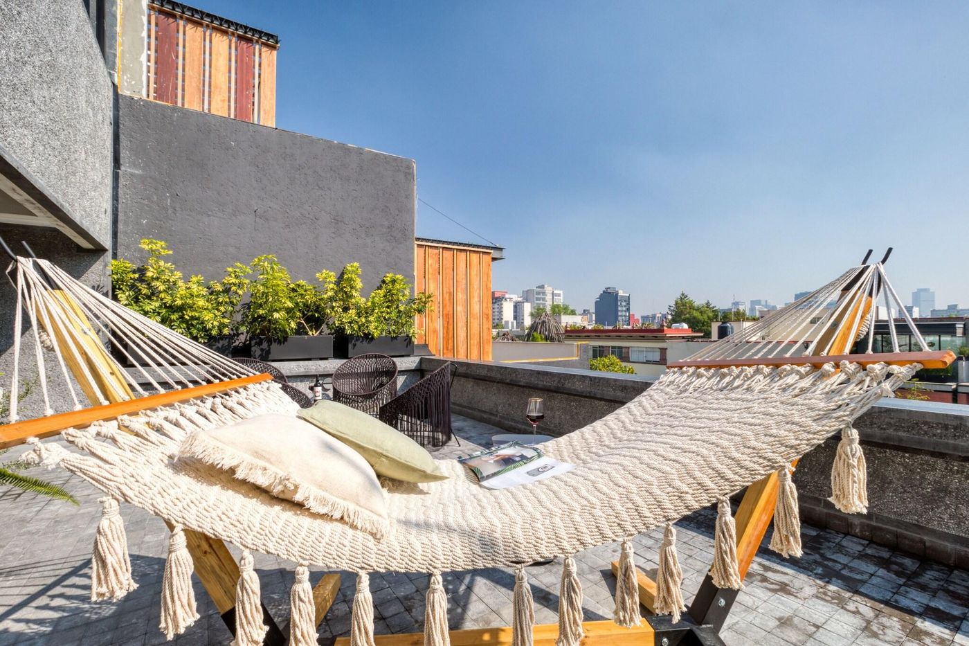 Uliv Poe 240-Mexico-Mexico City-General view-3