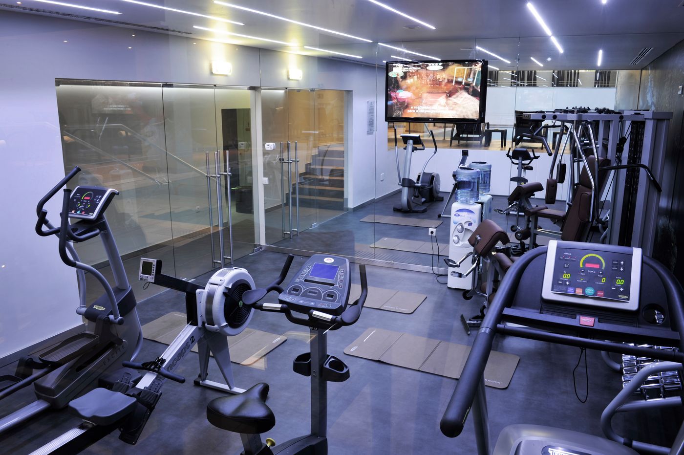 The-Views-Oasis-Sports-and-Entertainment-49