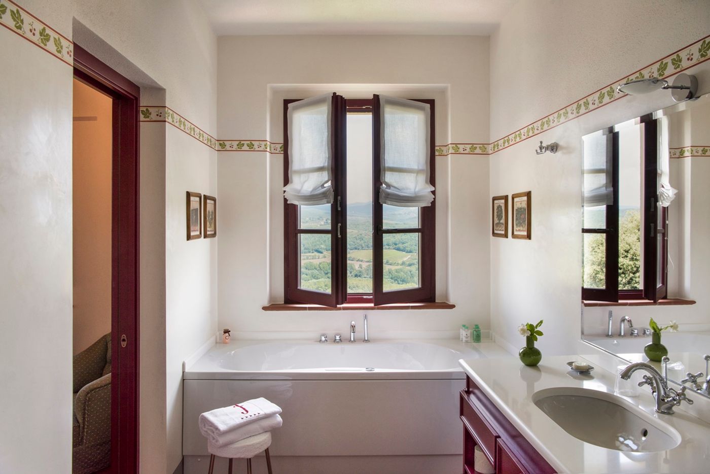 Hotel-Le-Fontanelle-Room-37