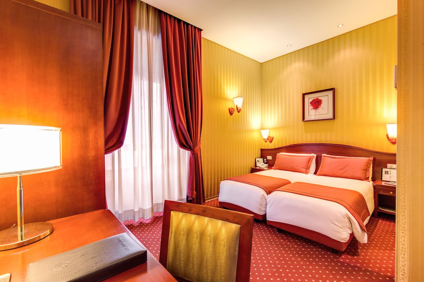 Augusta-Lucilla-Palace-Room-9