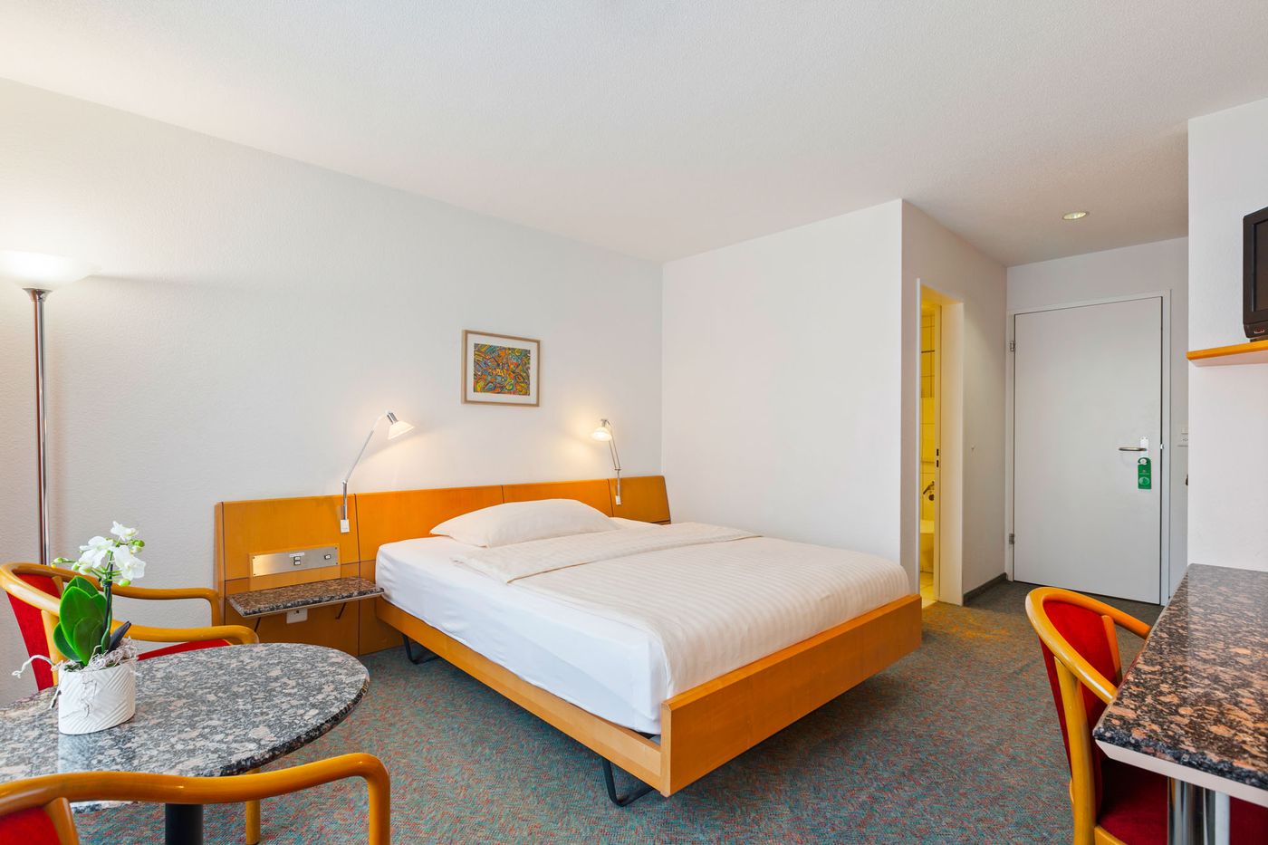 Hotel Conti-Switzerland-Zurich-Room-6