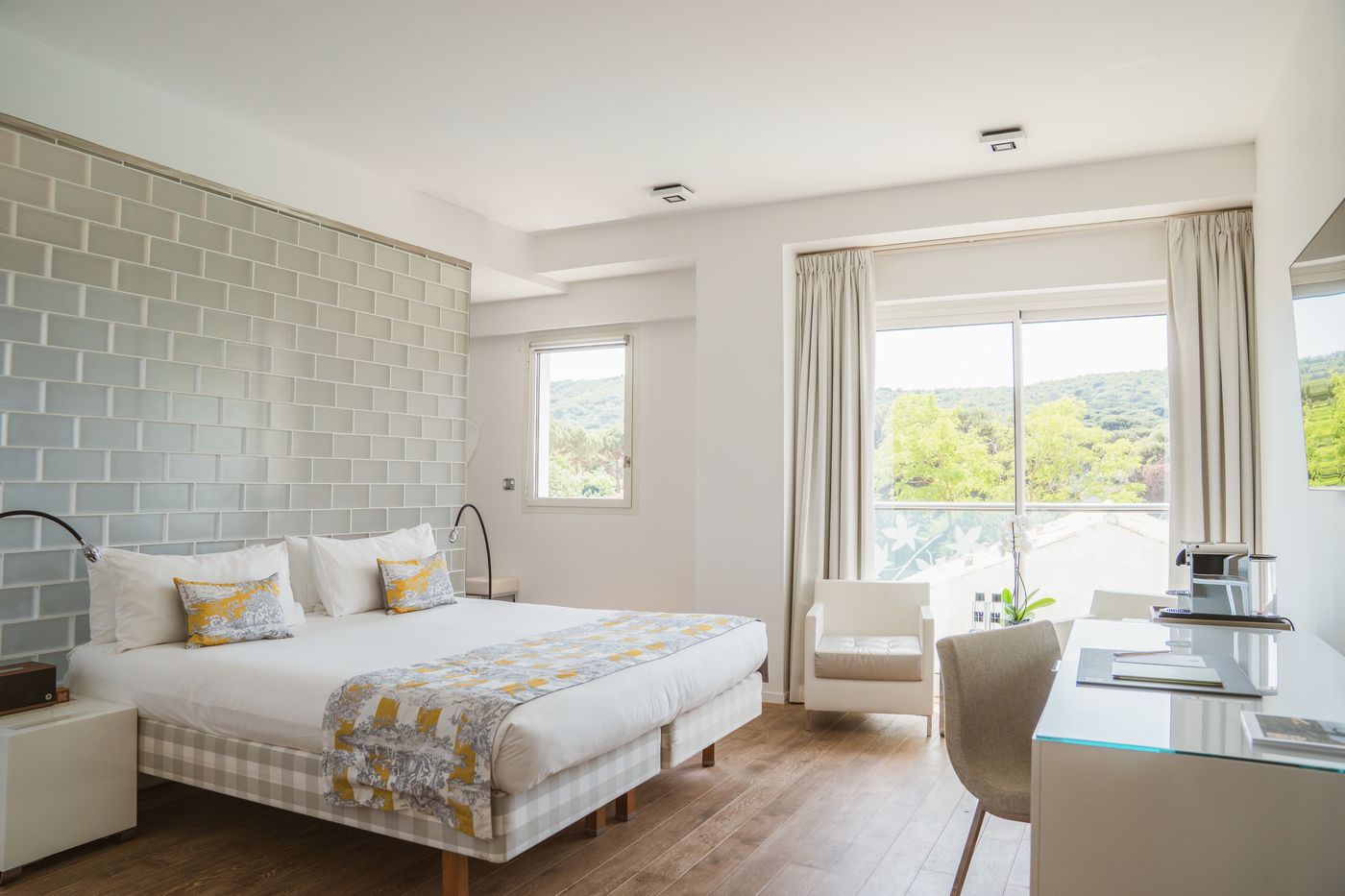 Kube-Hotel-St-Tropez-Room-46