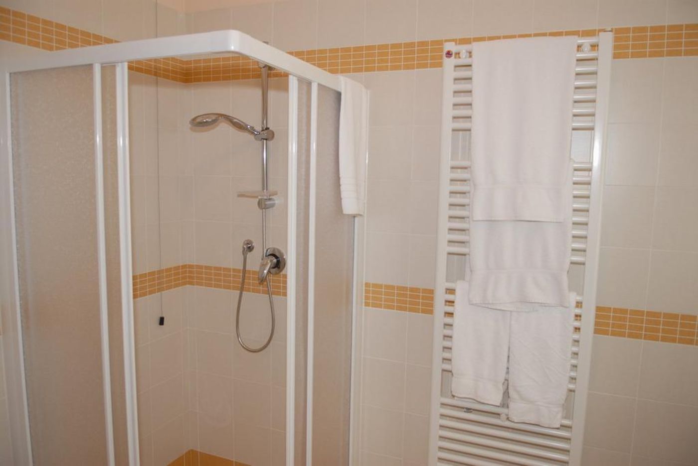 Hotel Plazza-Italy-PORCARI (LUCCA)-General view-6