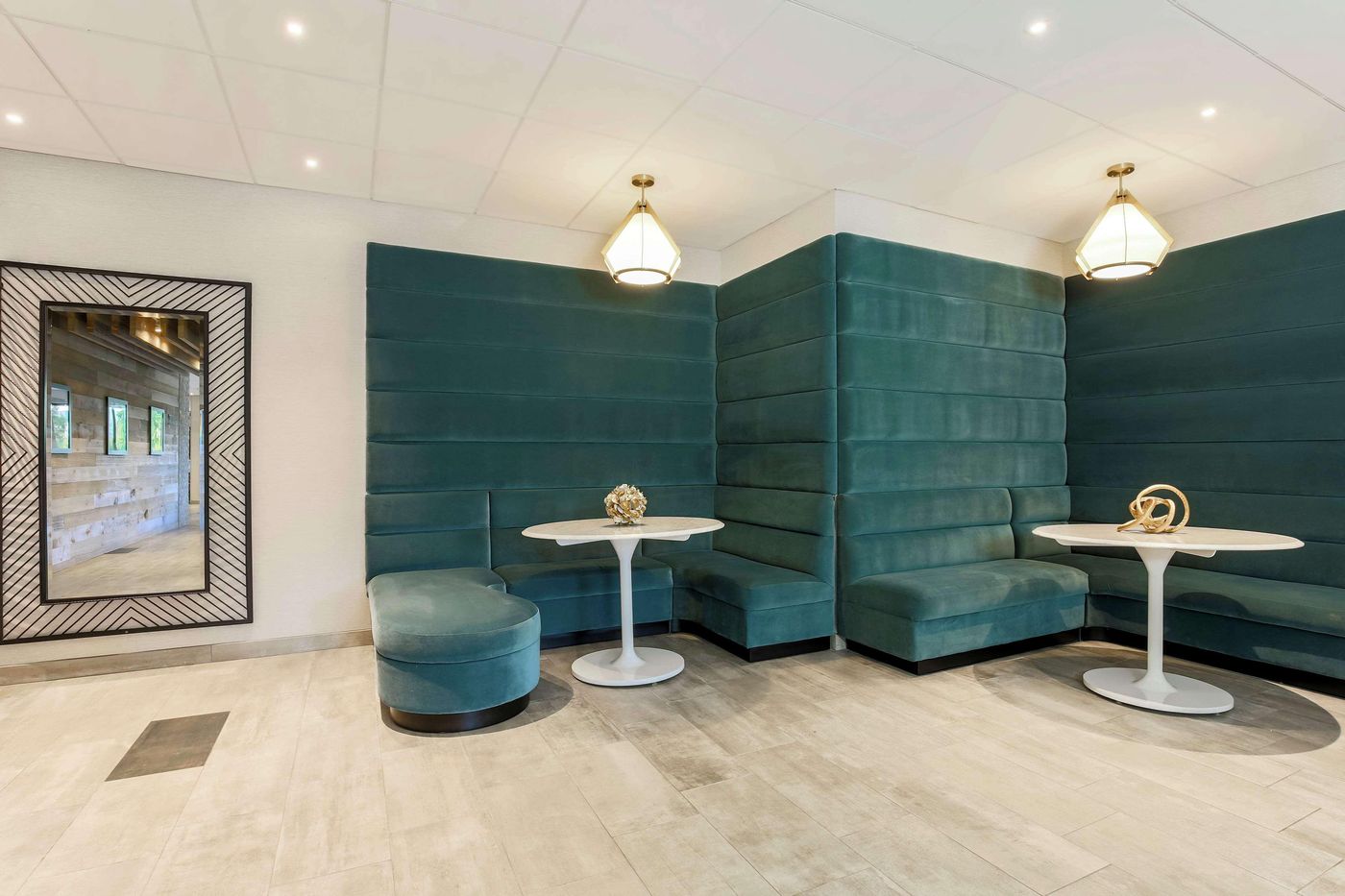 Doubletree Austin University Area-United States-AUSTIN-Lobby-5