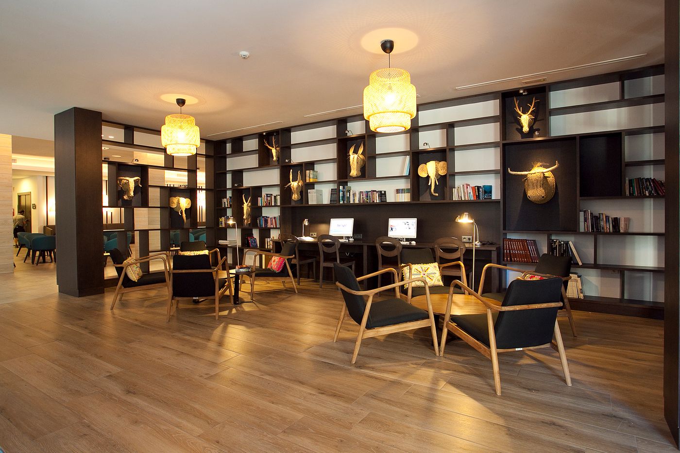 Cap-Negret-Sports-and-Entertainment-39