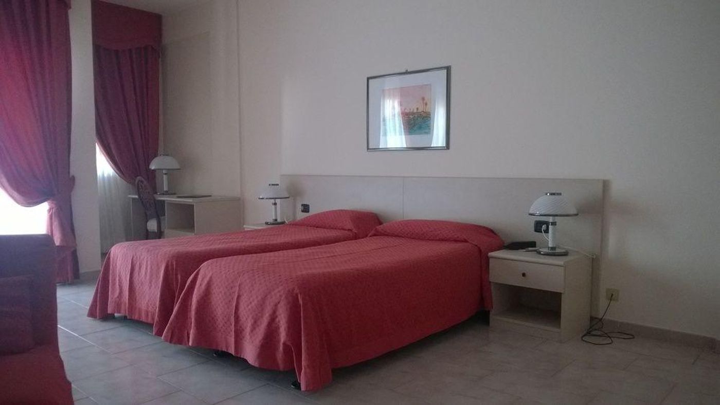 B&B Hotel Bari Rondò-Italy-BARI-Room-9