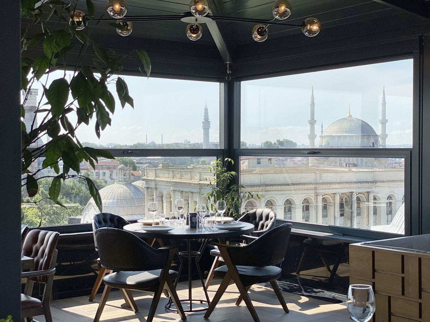 Pierre-Loti-Restaurant-17