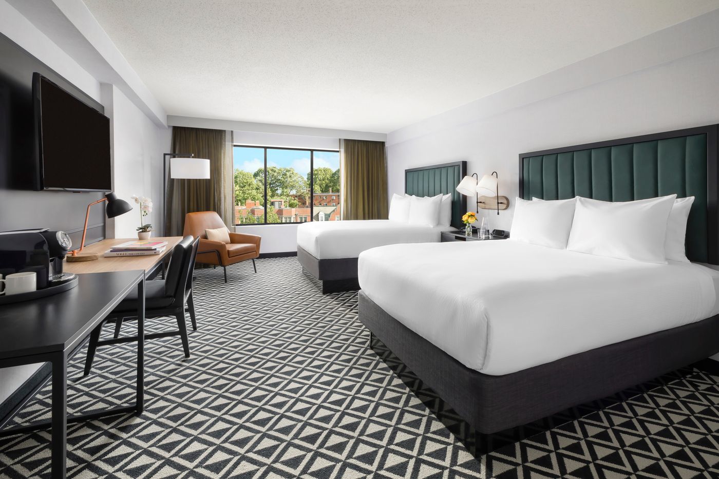 The-Arcadian-powered-by-Sonder-Room-16