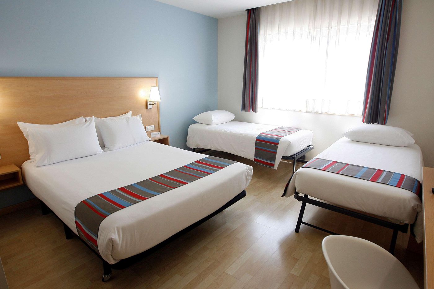 Travelodge-Torrelaguna-Room-9