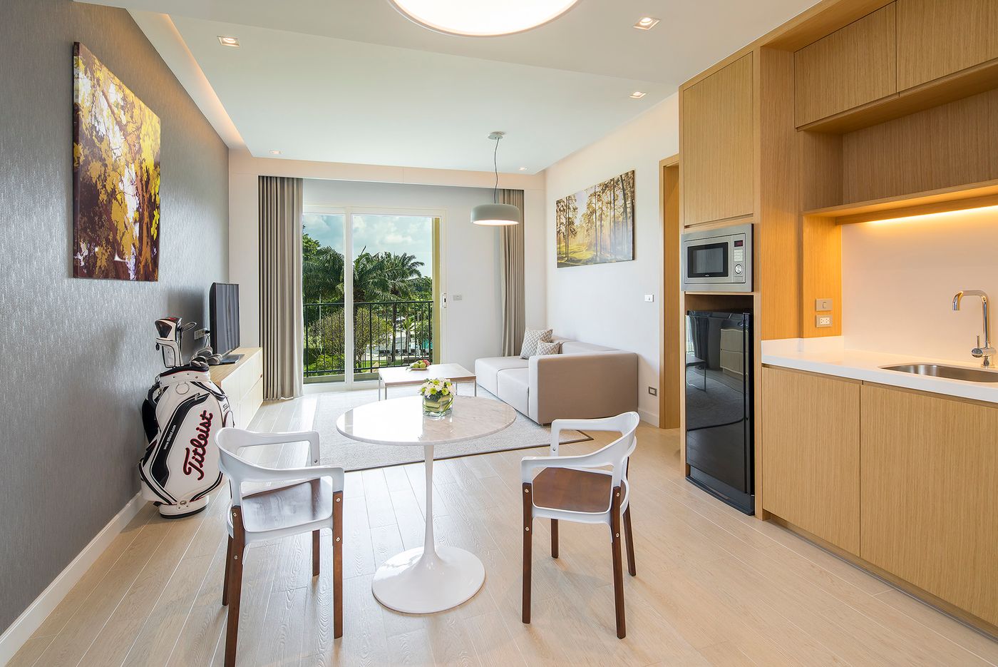 Eastin-Thana-City-Golf-Resort-Bangkok-Room-6