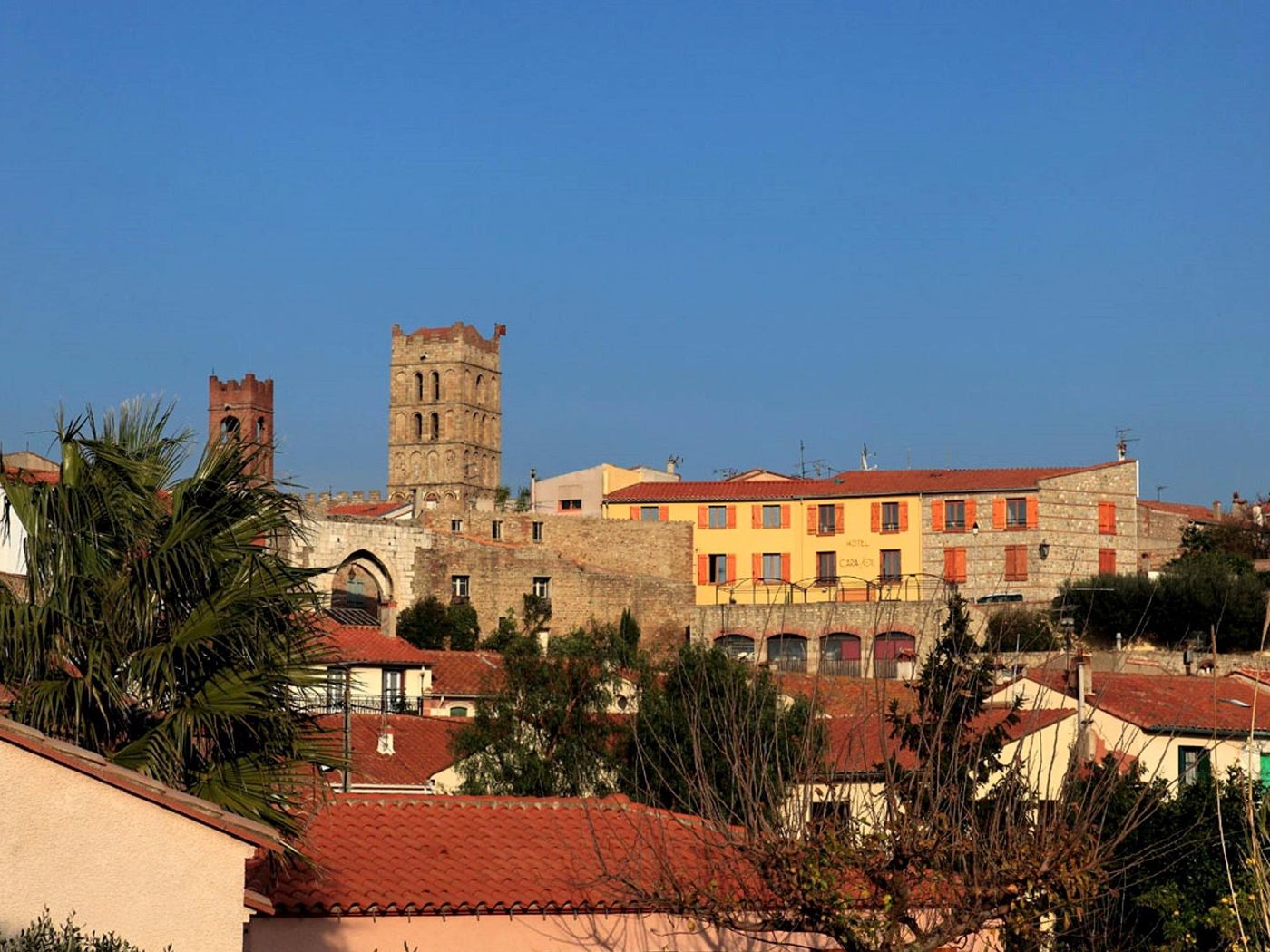 Hotel Le Cara Sol-France-ELNE-General view-2