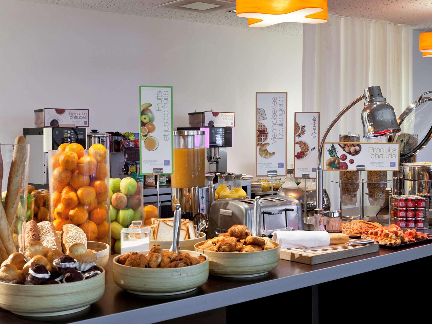 Novotel-Paris-la-Defense-Restaurant-43