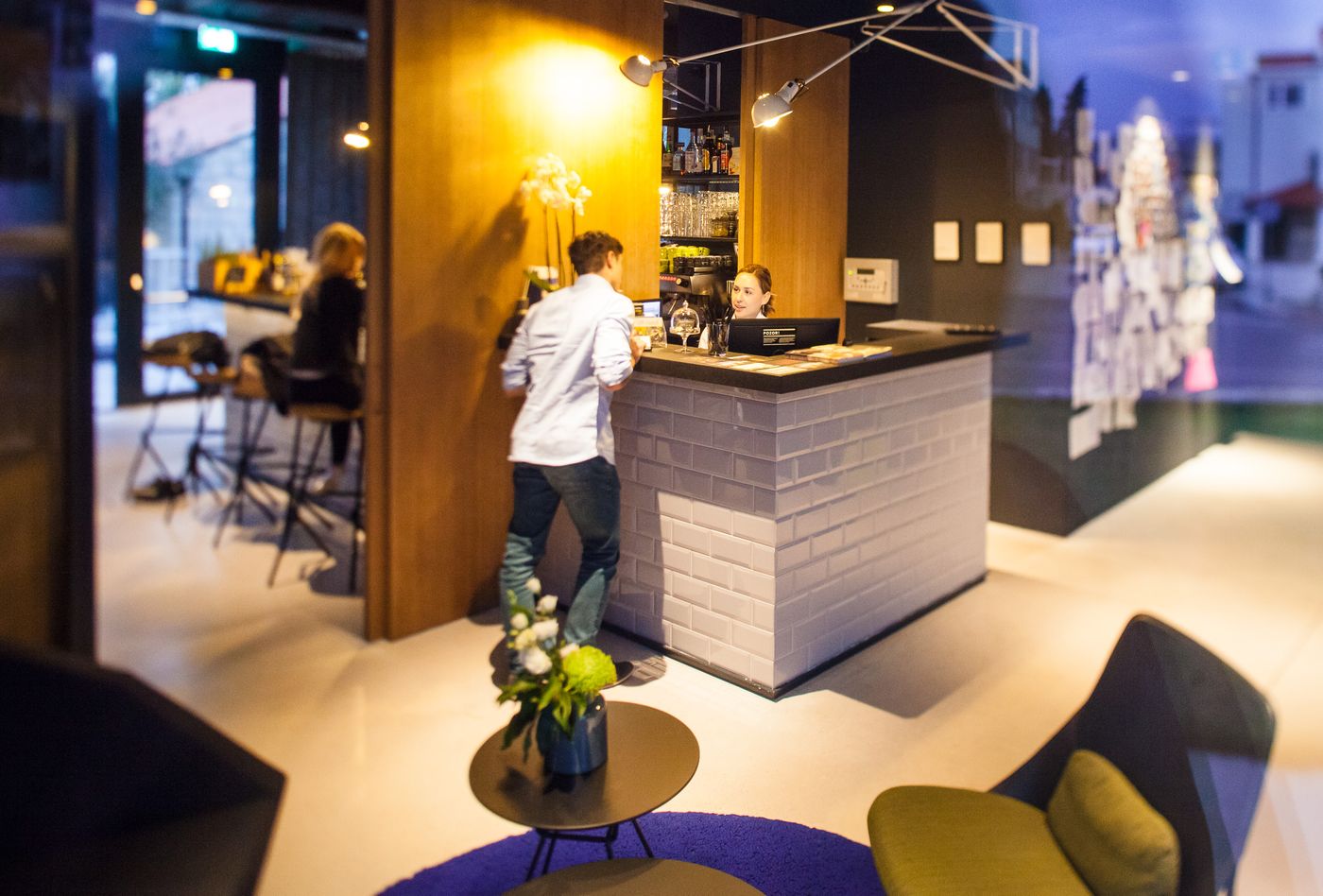 One-Suite-Hotel-Lobby-50