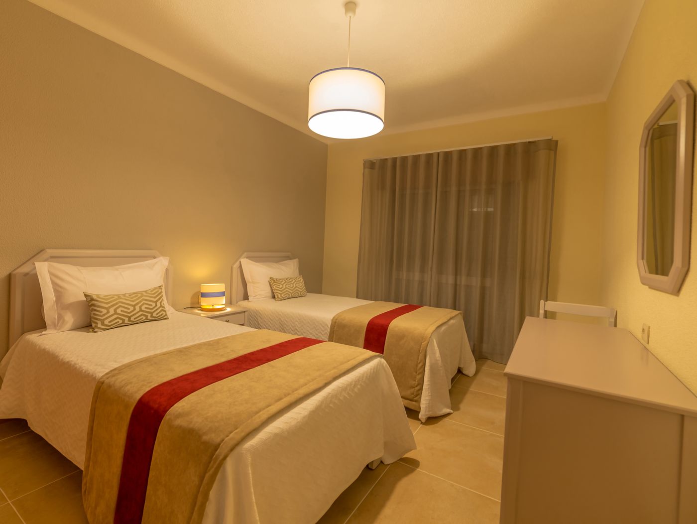 Flor Da Rocha Apartments