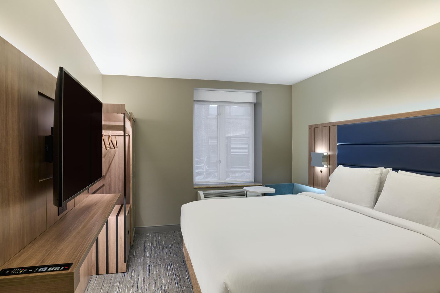 Holiday-Inn-Express-New-York-City---Chelsea-Room-23