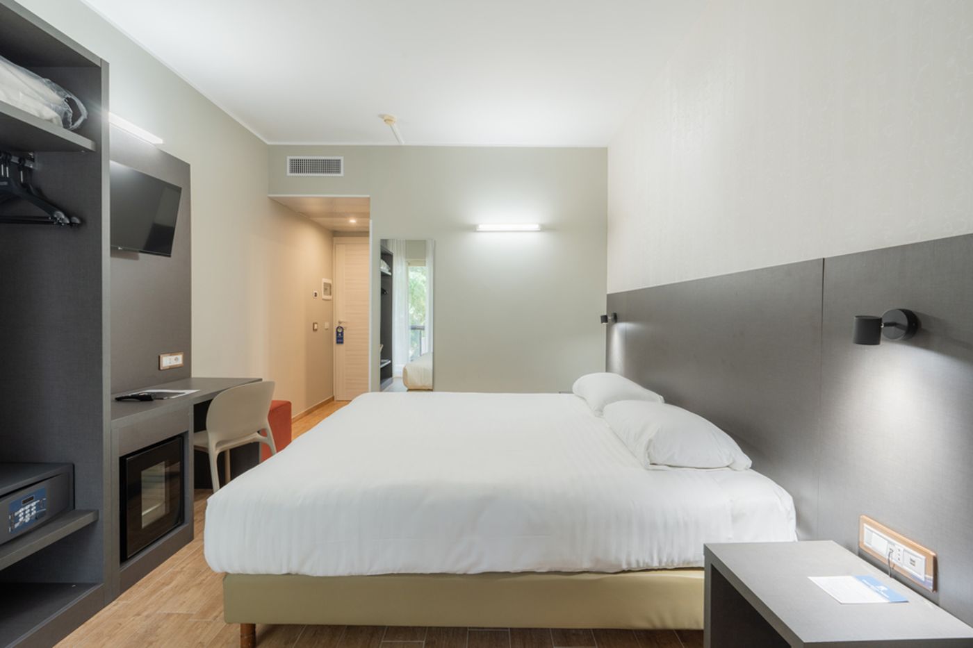 Pineta-Palace-Room-17