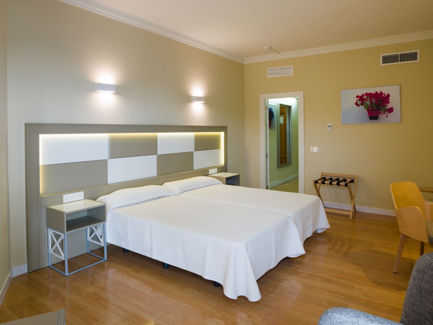 Monarque-Torreblanca-Room-20