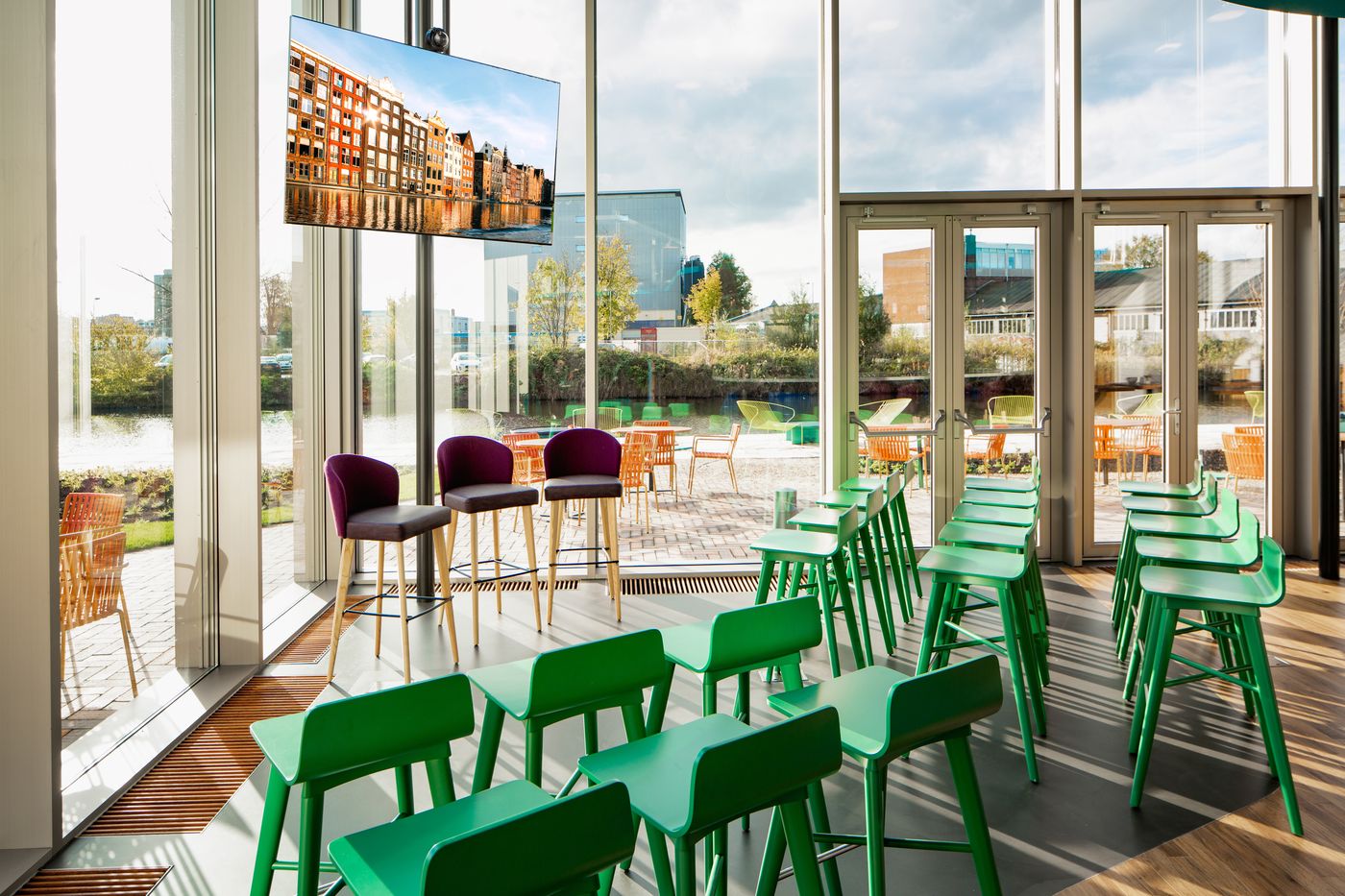 Yotel-Amsterdam-Restaurant-12