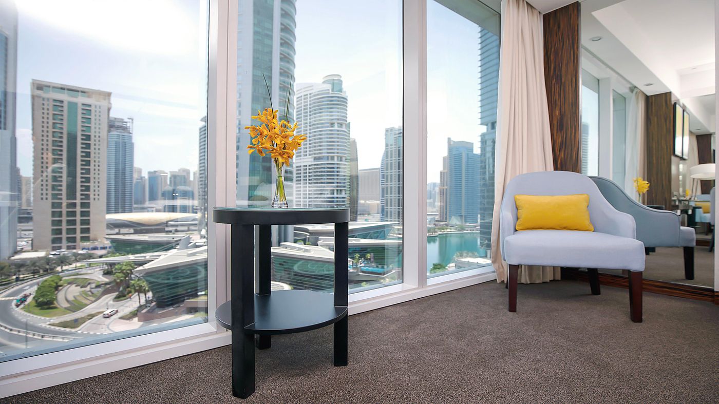 Bonnington-Jumeirah-Lakes-Towers-Room-28