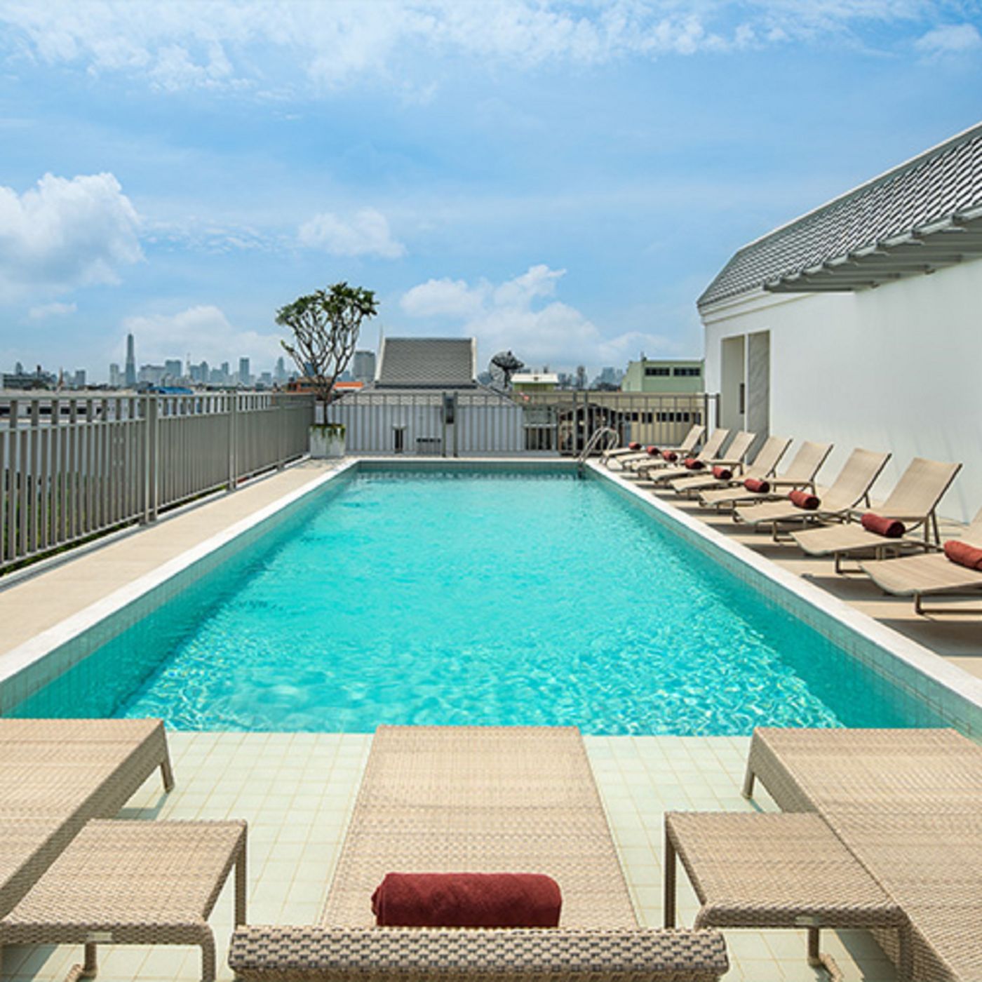 CASA-VIMAYA-RIVERSIDE-Pool-5