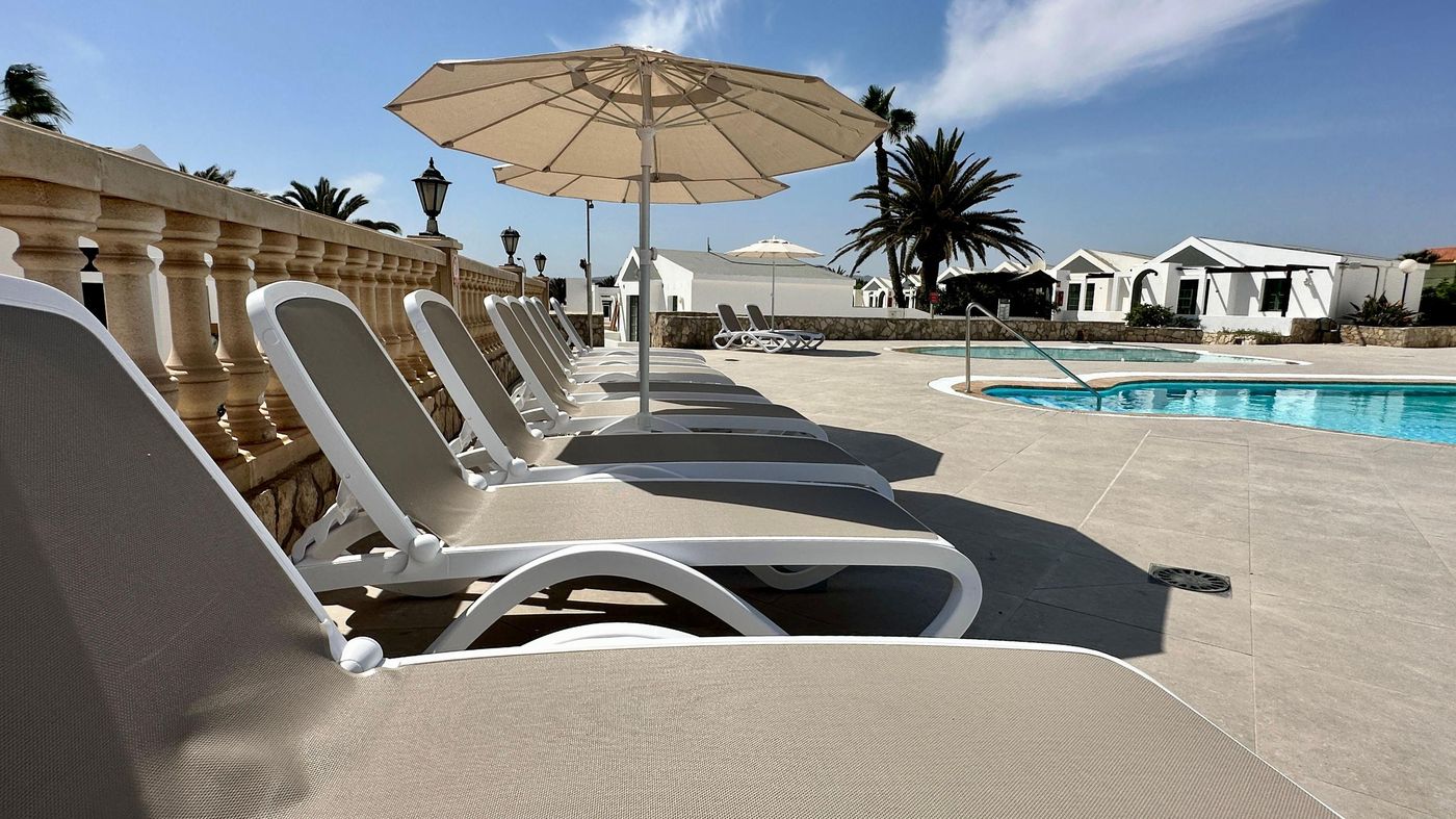 Club-Caleta-Dorada-Pool-10