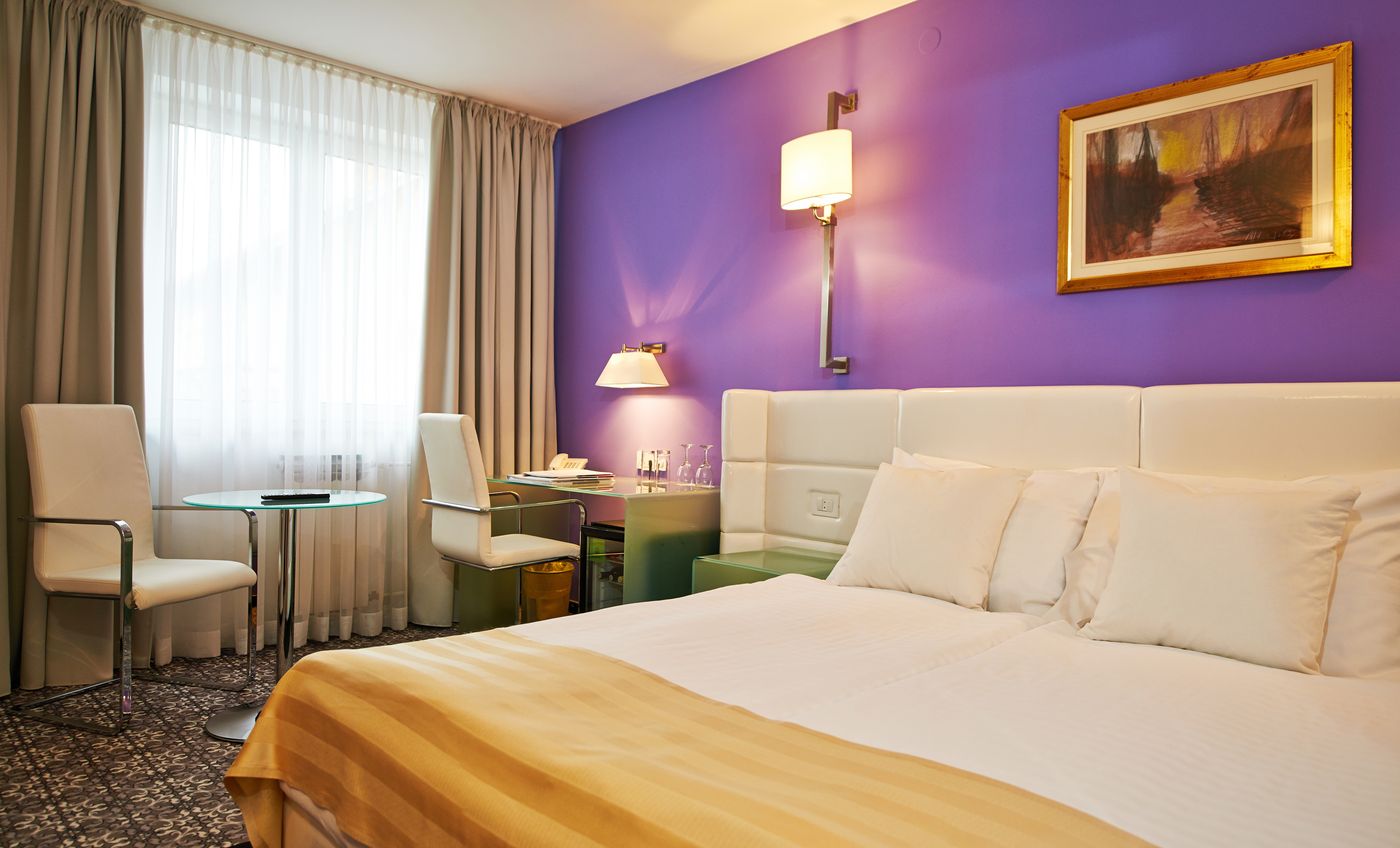 Phoenix Hotel-Croatia-ZAGREB-Room-6